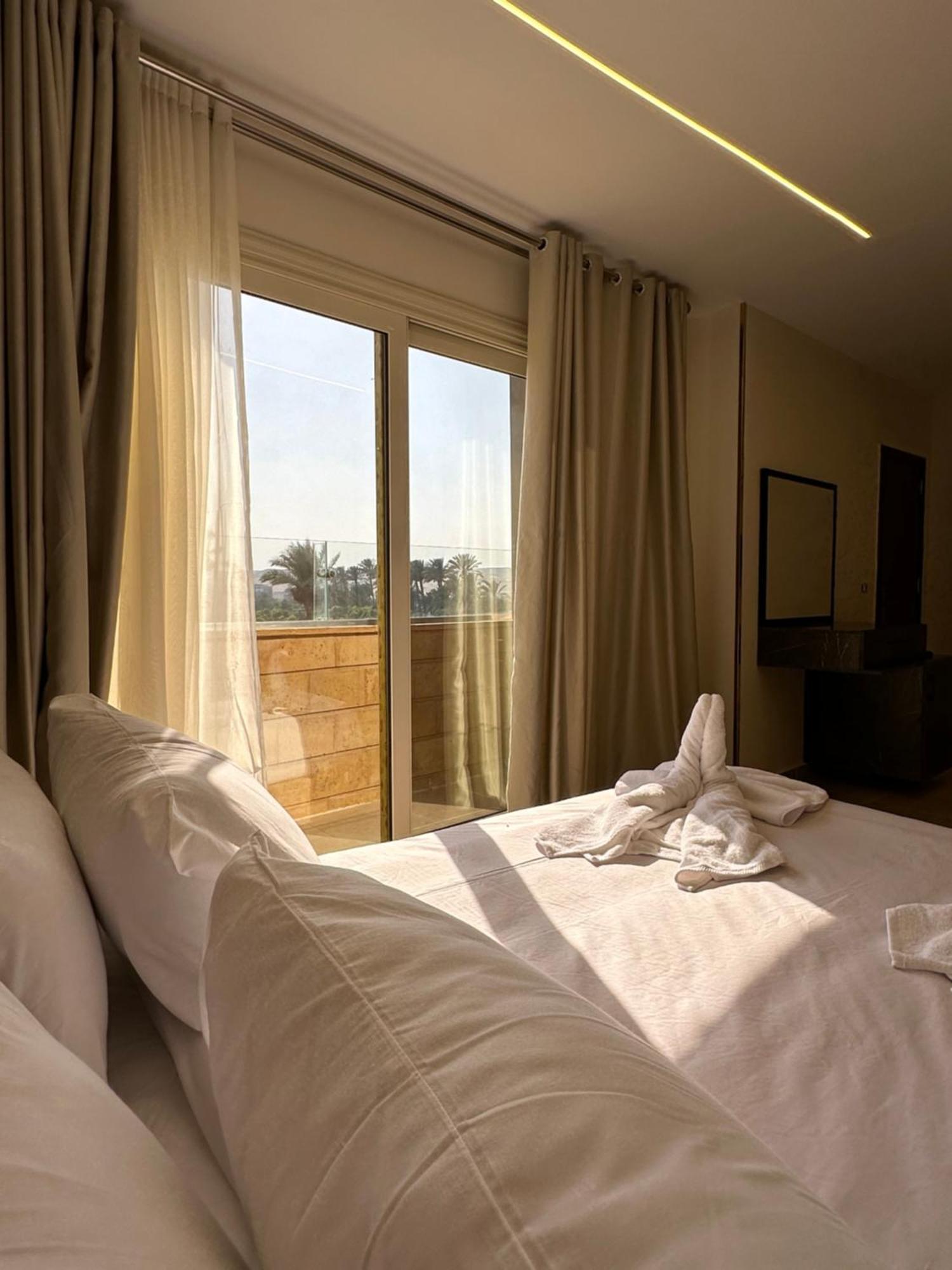 Taj Pyramids View Inn Kafrat al Jabal Экстерьер фото