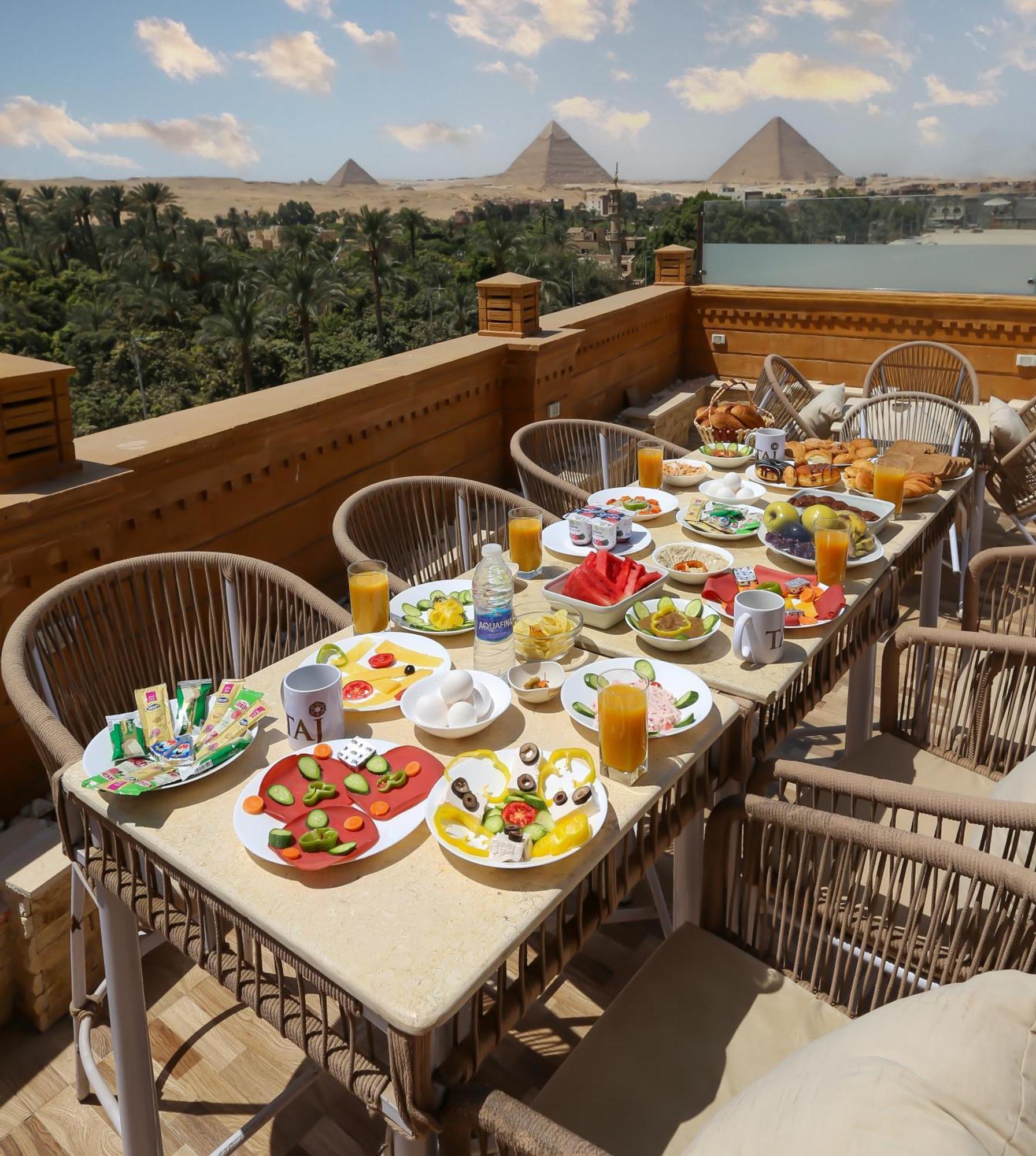 Taj Pyramids View Inn Kafrat al Jabal Экстерьер фото