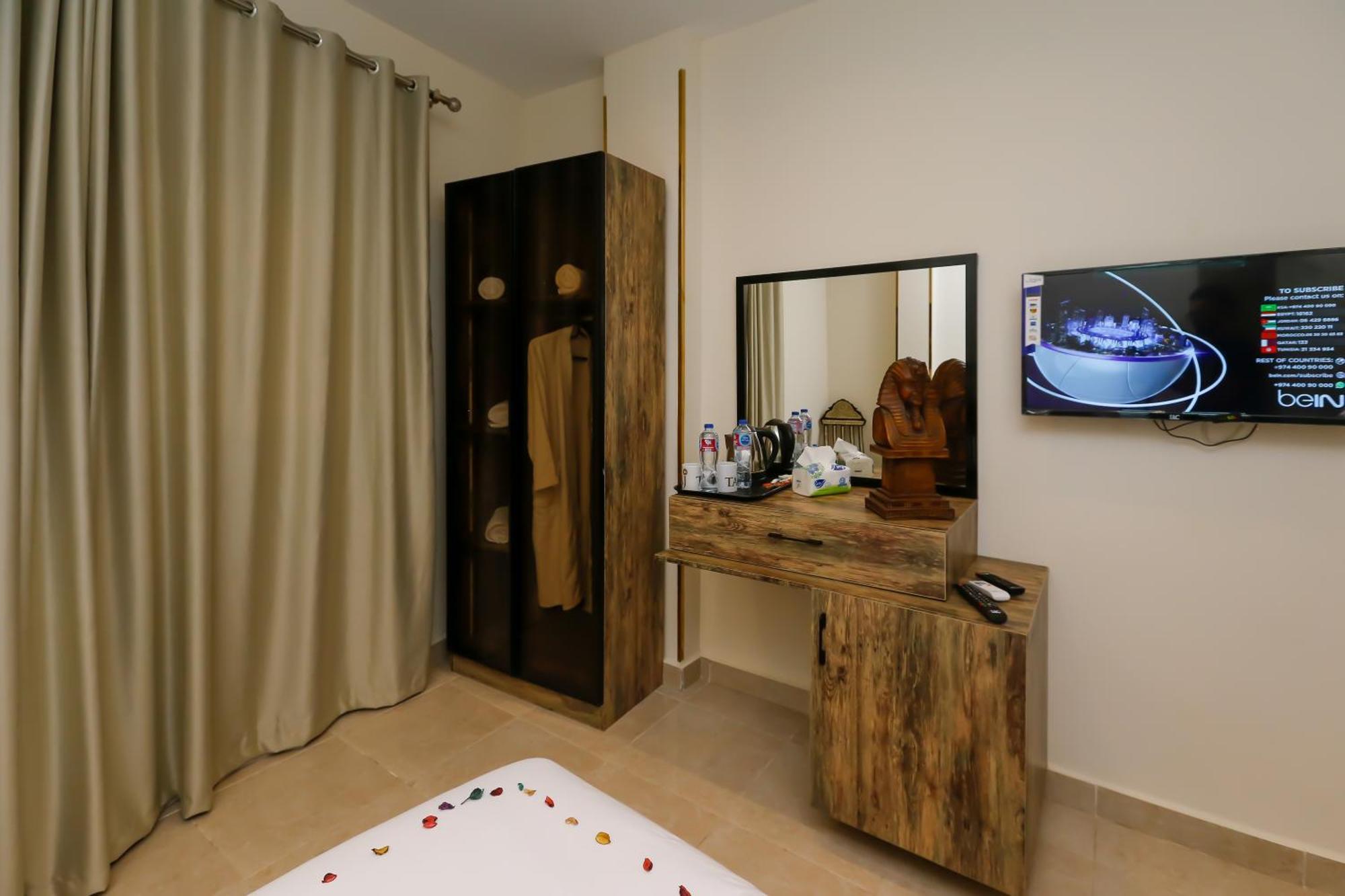 Taj Pyramids View Inn Kafrat al Jabal Экстерьер фото