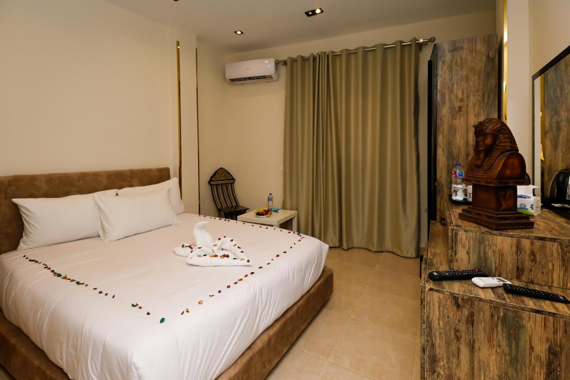 Taj Pyramids View Inn Kafrat al Jabal Экстерьер фото