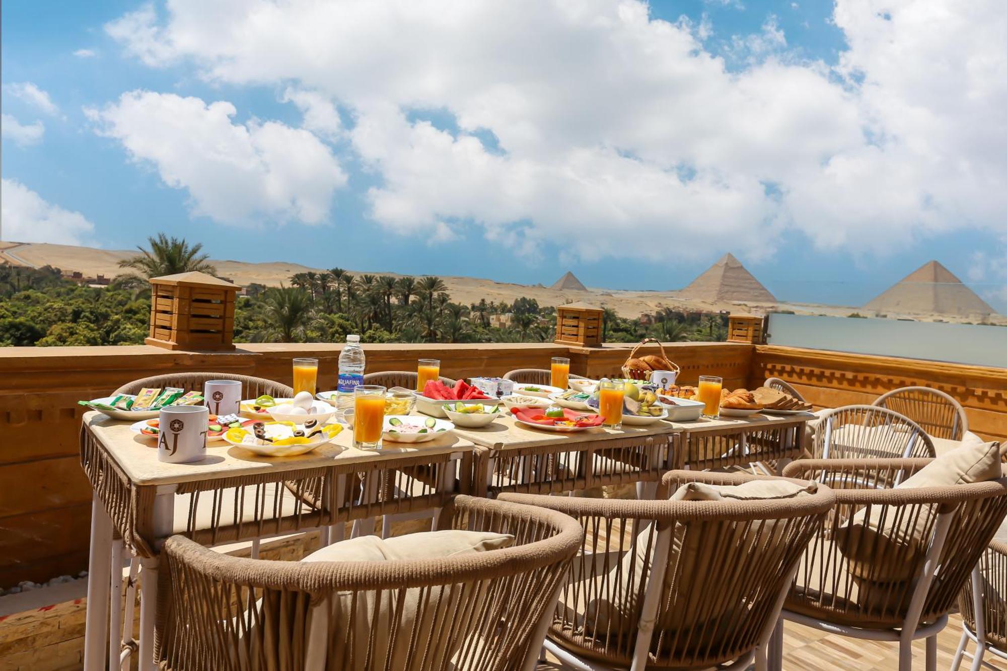 Taj Pyramids View Inn Kafrat al Jabal Экстерьер фото
